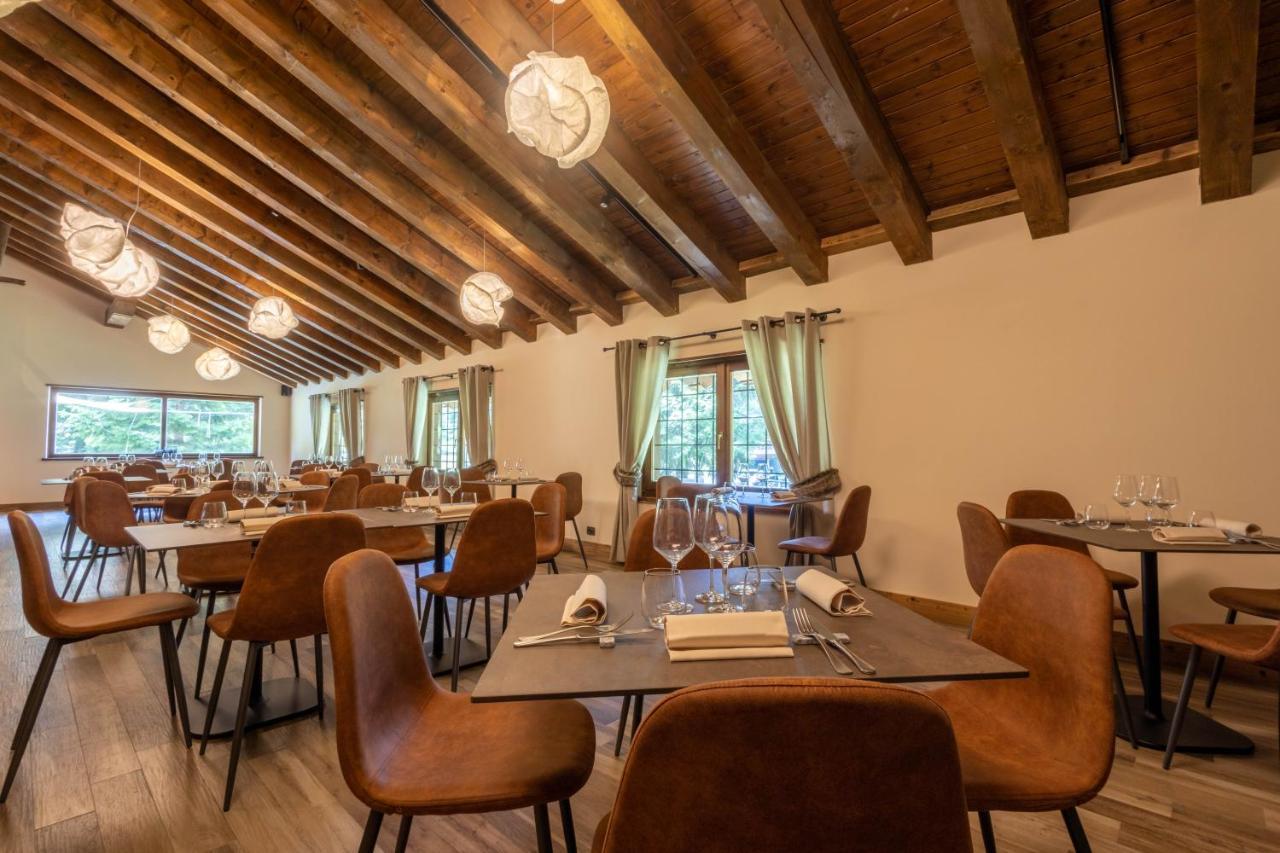 Alpine Forest Hotel Champoluc Bagian luar foto